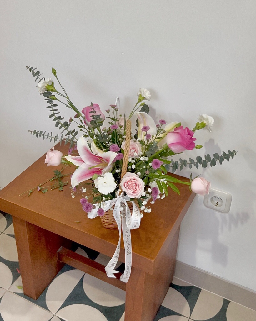Lyodra Basket