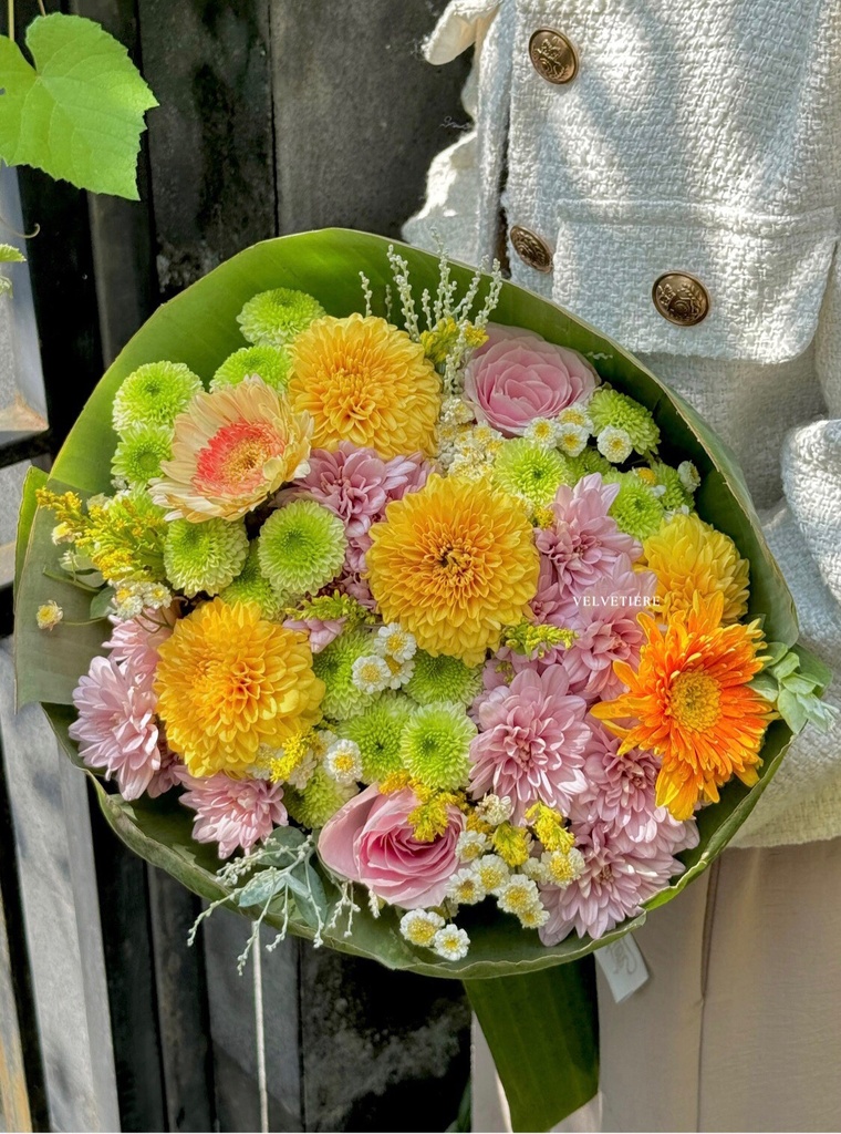 Tropical Thumbelina